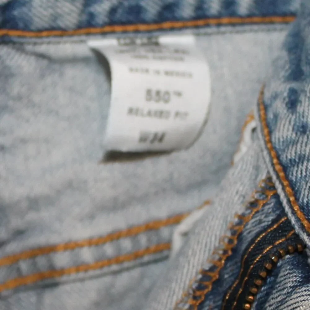 LEVI JEAN SHORTS - Picture 5 of 9